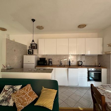 Apartman Petra Kastela Dış mekan fotoğraf